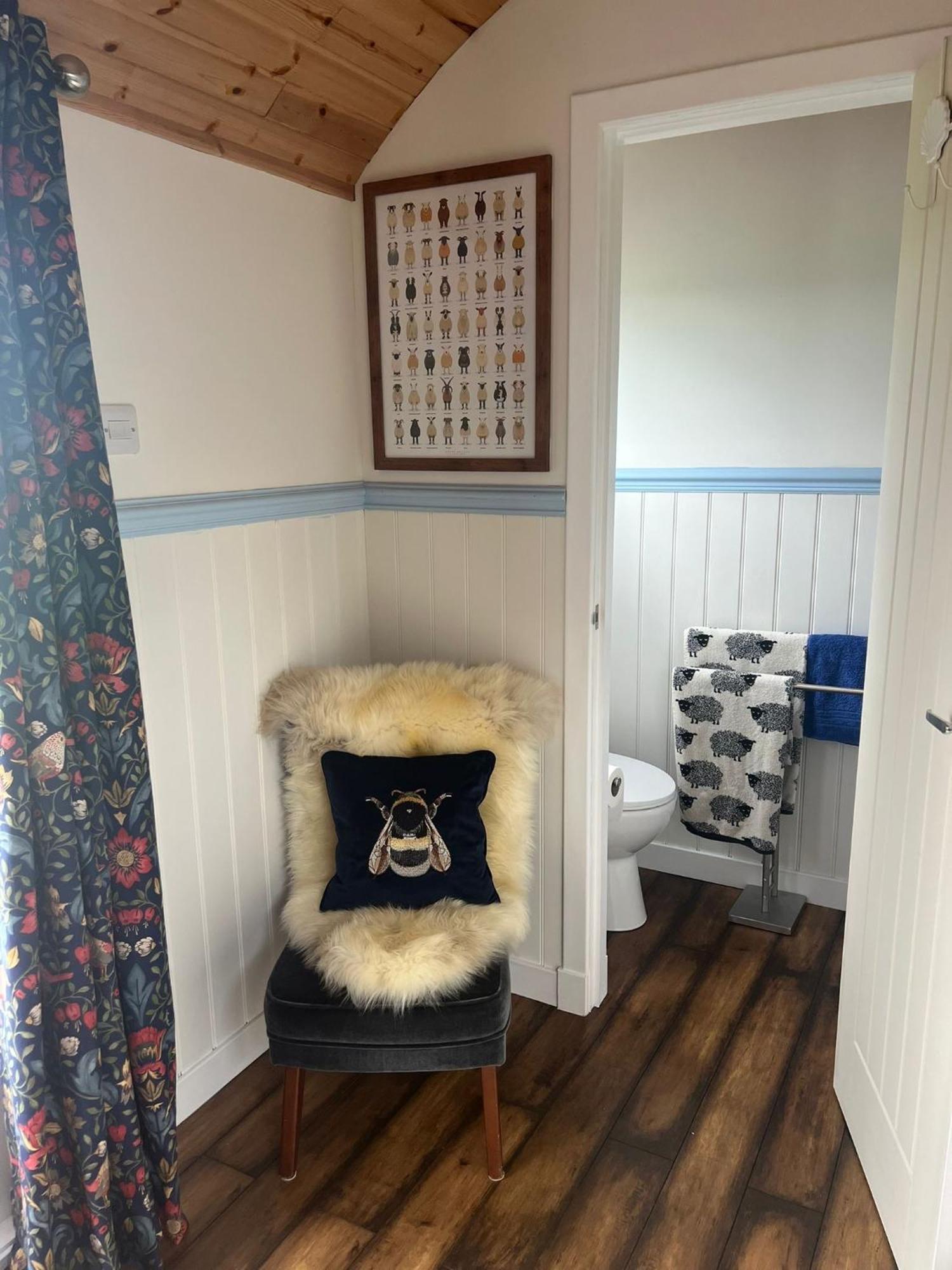 Wee Shepherds Hut Maybole Екстериор снимка