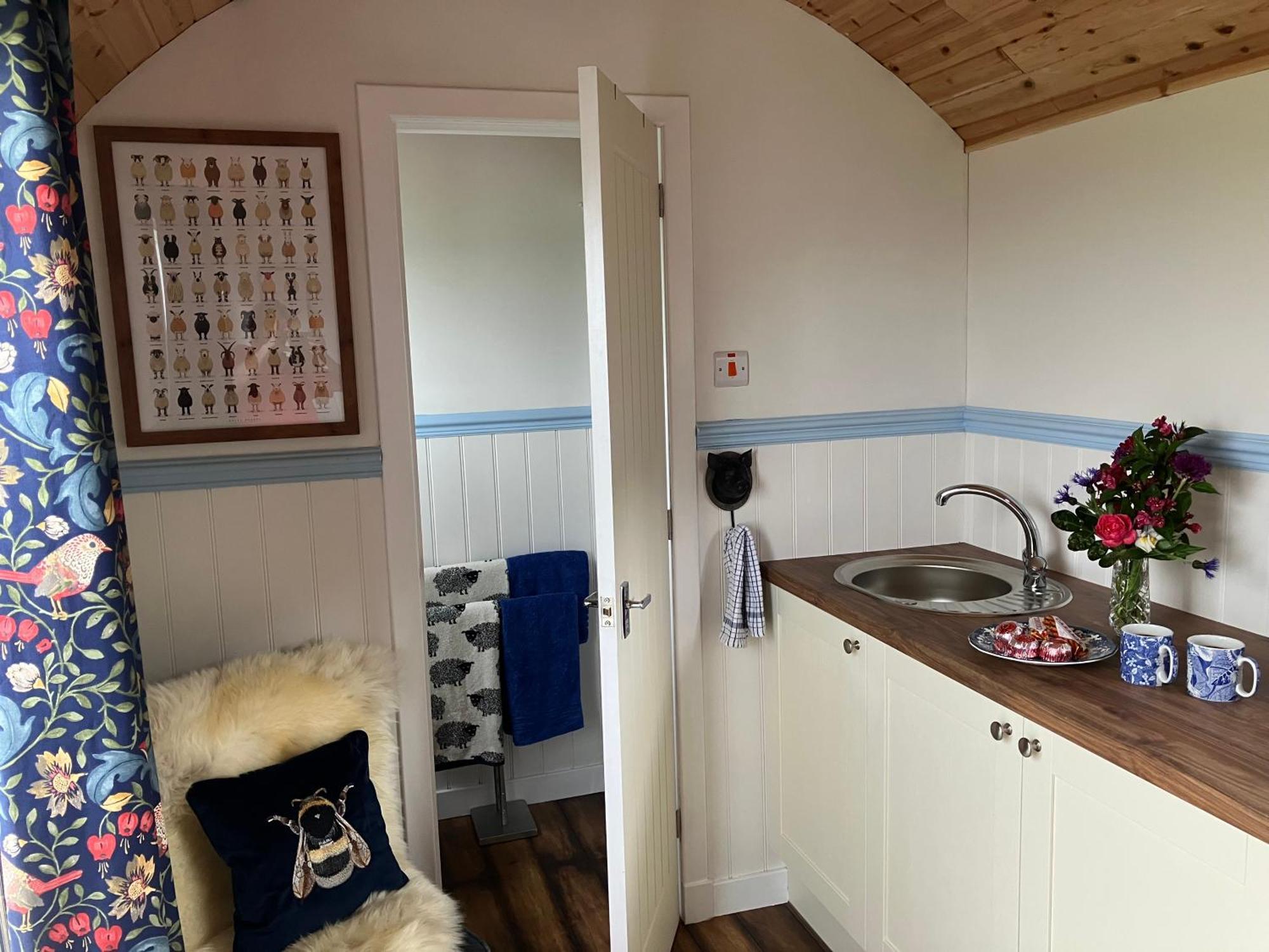 Wee Shepherds Hut Maybole Екстериор снимка