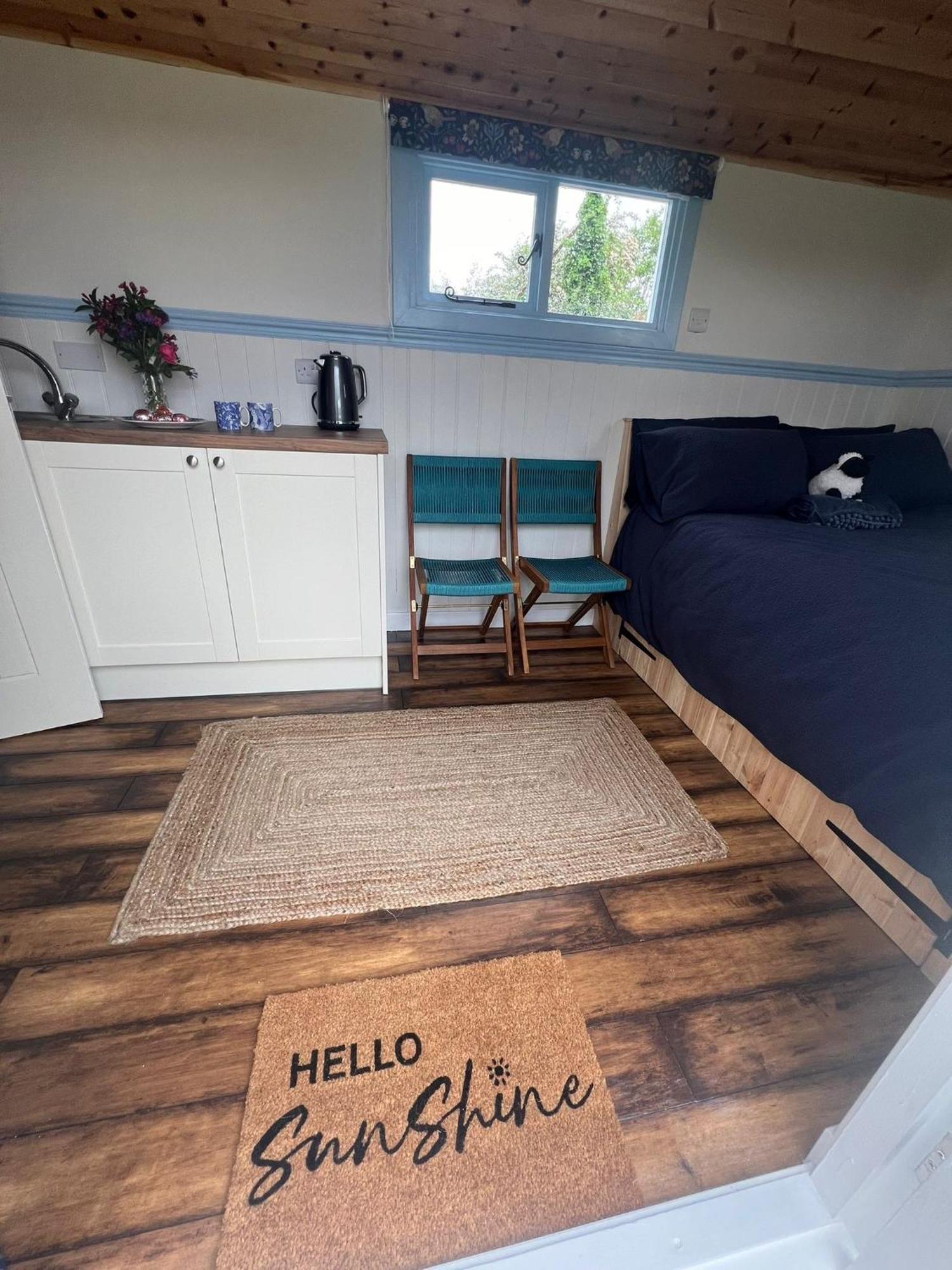 Wee Shepherds Hut Maybole Екстериор снимка