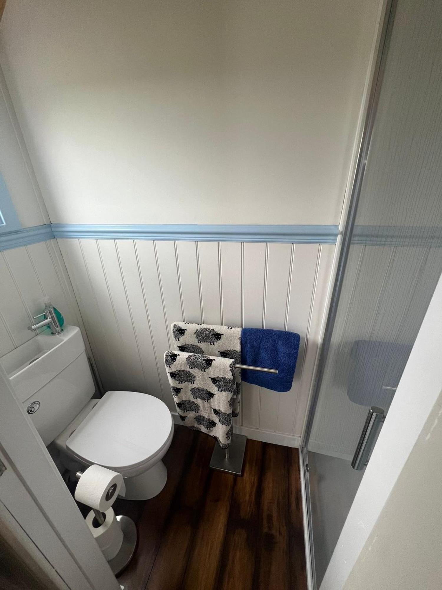Wee Shepherds Hut Maybole Екстериор снимка